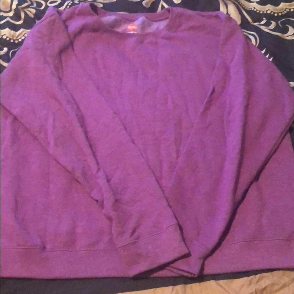Like new Hanes Sweater